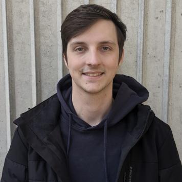 Doctoral researcher Philipp Kollenz